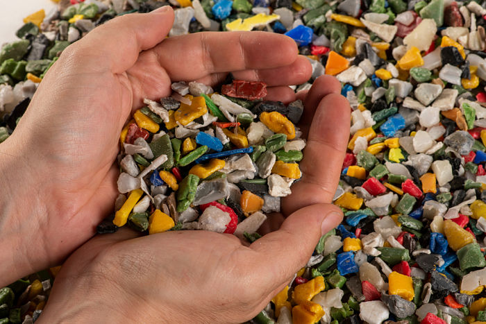 Cómo se hace el reciclaje de plásticos en supermercados